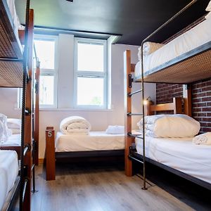 Bed 7-Bed Mixed Dormitory Room
